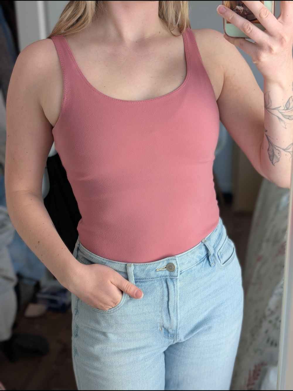 Tank Top - Dusty Rose Scoop Neck Women’s Top Small